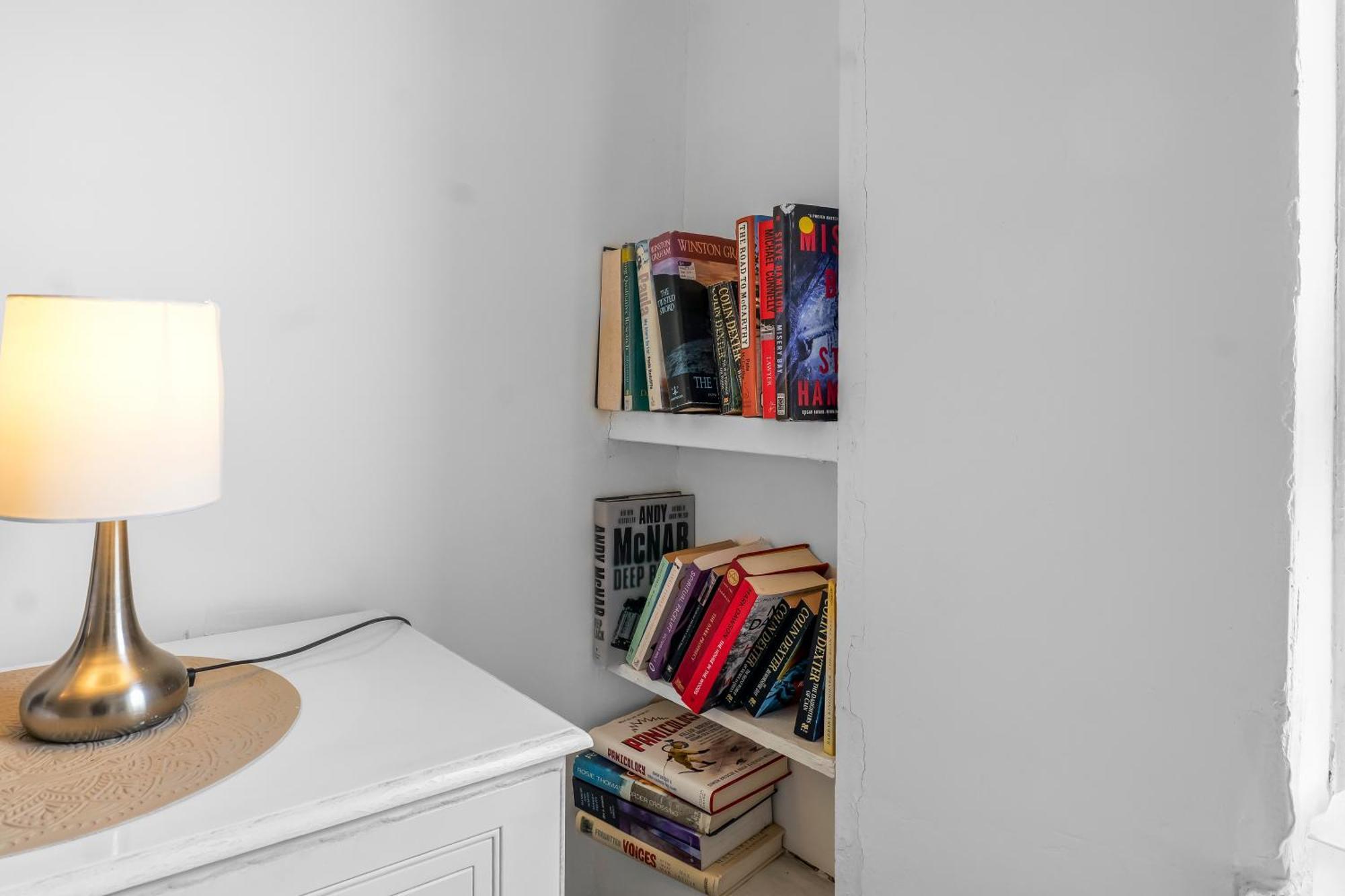 Rochdale 3 Bedroom House 2 Bath With Free Parking Sleeps 7 Kültér fotó
